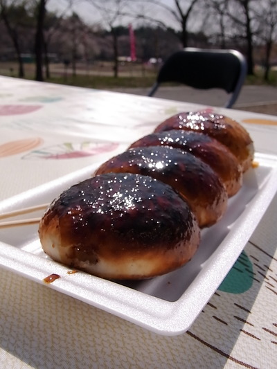05.焼きまんじゅう200円