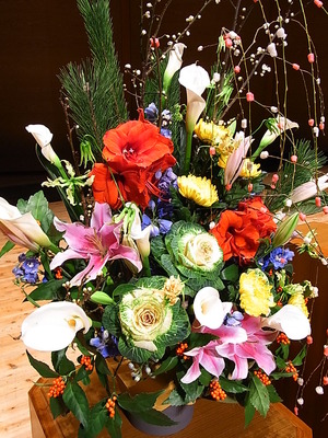 04.桐生教室の受講生の方々からお贈り頂いた花