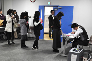 5.時間がかかり長蛇の列ができてしまいましたが、それでも記入