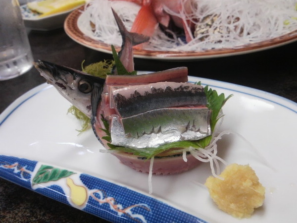 08.秋刀魚のお刺身