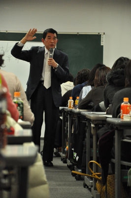 10.熱演