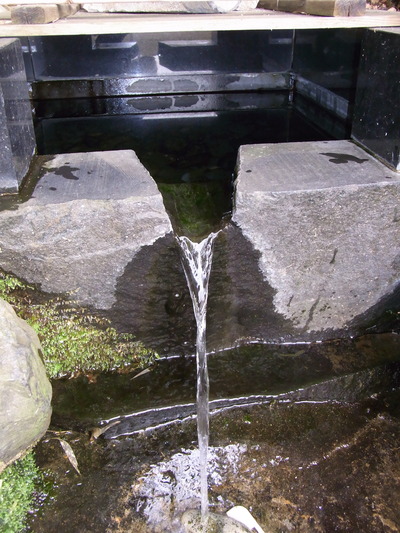 01.辰ノ口清水