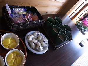 04.豪華なティータイム