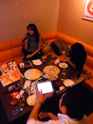 50.まだまだ歌って飲んで食べる