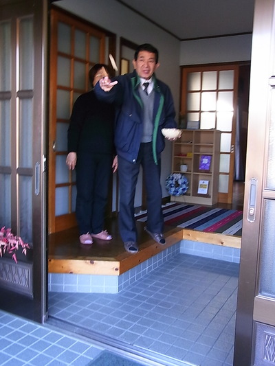 10.玄関で鬼は外