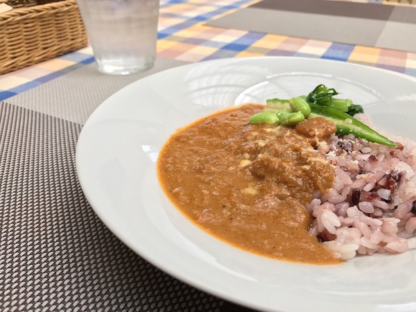ちゃんと海老の味がするカレーなんて食べたことないでしょ!!!
