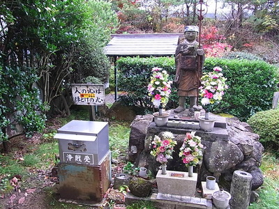 05.参拝と募金