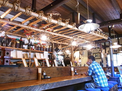 05.カウンターとテーブルの構成