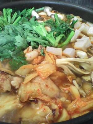 春菊とレンコンのキムチ鍋