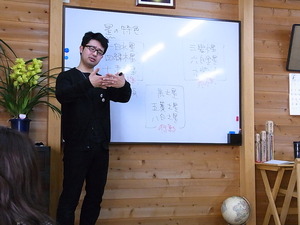 03.相変わらずのボディーランゲージ