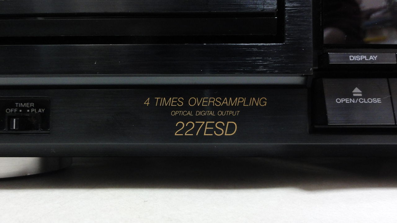 SONYのCDプレーヤーCDP-227ESDを買った : (ヴィンテージでは SONYのCDプレーヤーCDP-227ESDを買った : (ヴィンテージでは