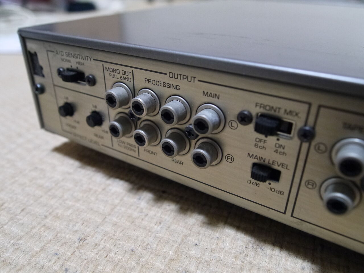 YAMAHA DSP-100を買った : (ヴィンテージではない)レトロ YAMAHA DSP-100を買った : (ヴィンテージではない)レトロ