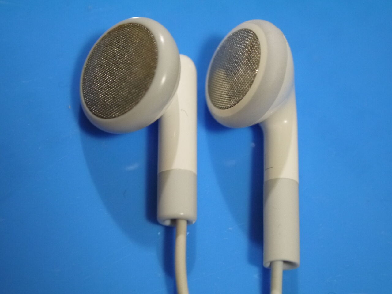 iPod(iPhone)イヤホン小史 : （ヴィンテージではない）レトロ