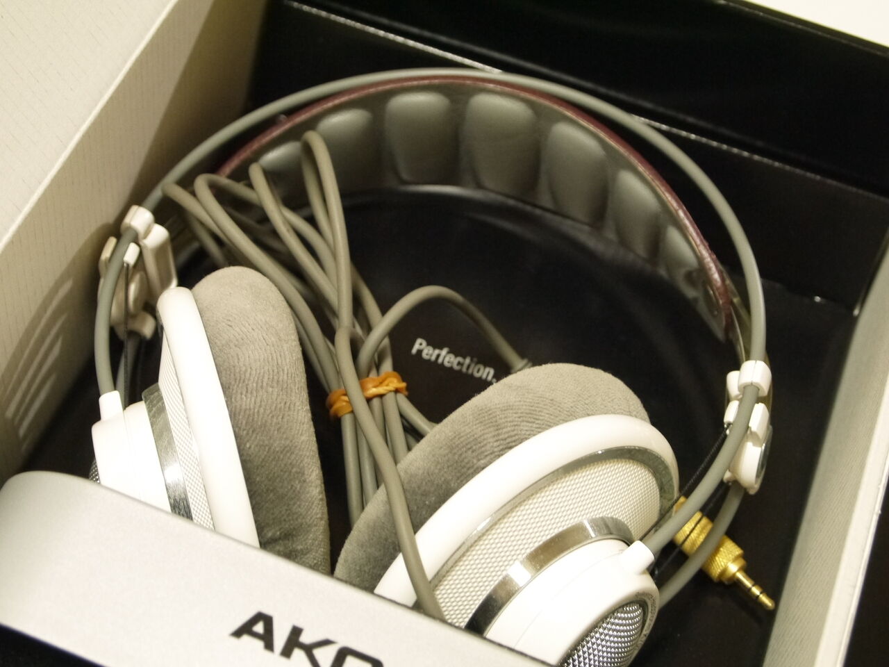 AKG K701のこと : (ヴィンテージではない)レトロオーディオの世界 AKG K701のこと : (ヴィンテージではない)レトロオーディオの世界