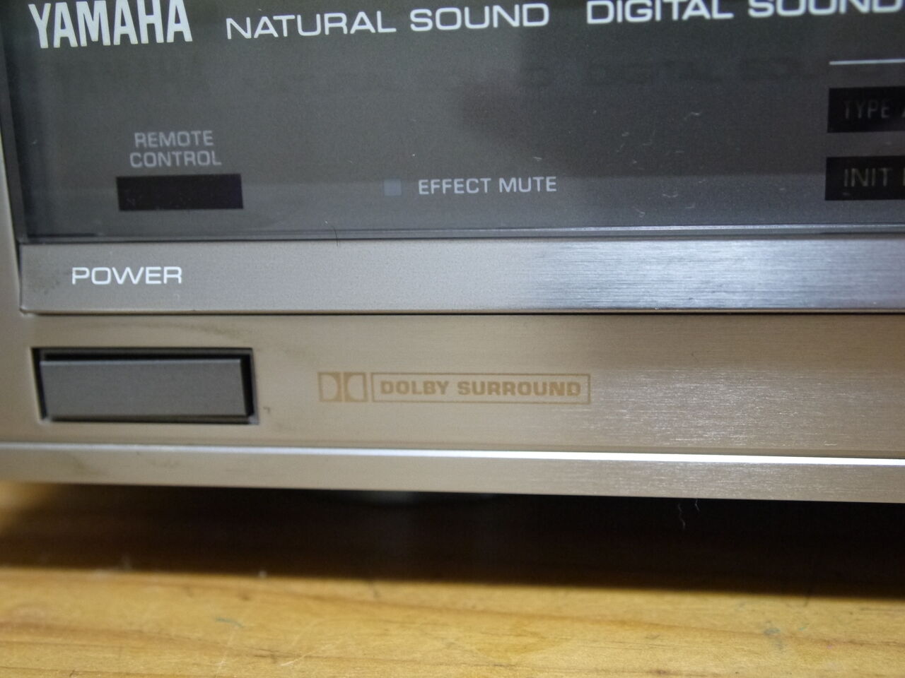 YAMAHA DSP-100を買った : (ヴィンテージではない)レトロ YAMAHA DSP-100を買った : (ヴィンテージではない)レトロ