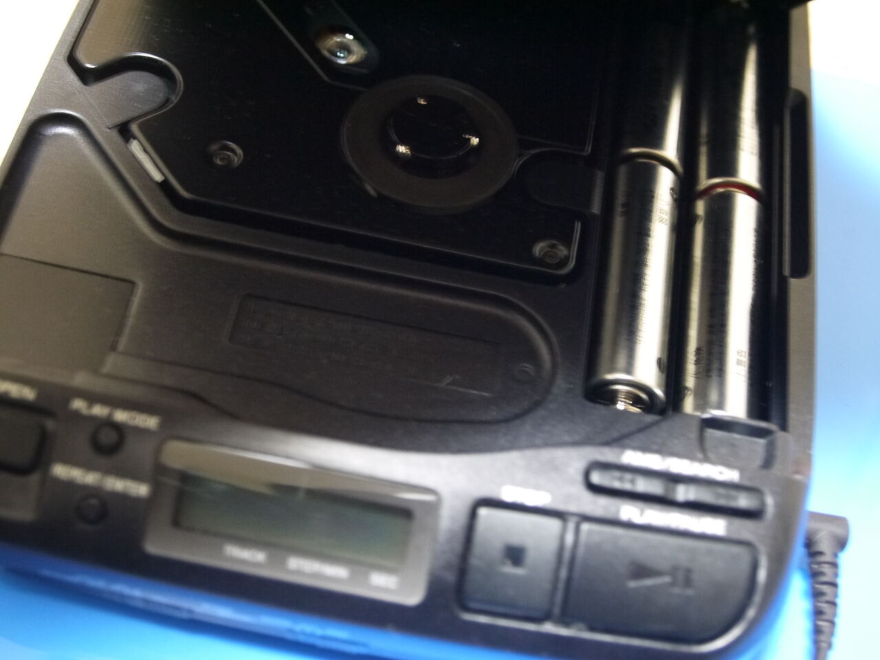 ポータブルCDプレーヤーを買う(DiscmanD-33) : (ヴィンテージ ポータブルCDプレーヤーを買う(DiscmanD-33) : (ヴィンテージ