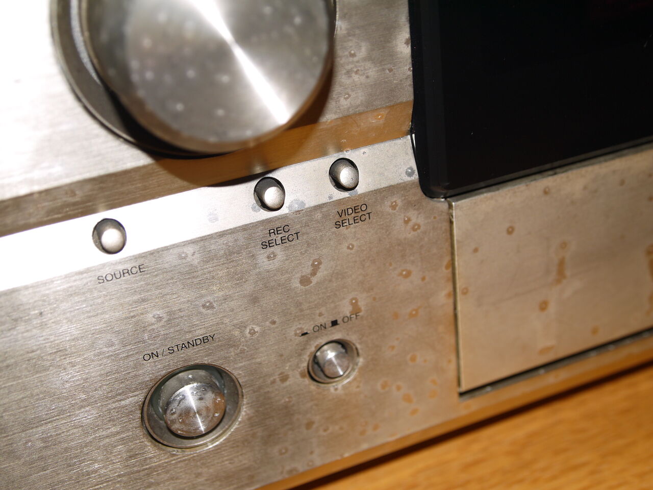 DENON AVC-3890(ジャンク品)を買った : (ヴィンテージでは DENON AVC-3890(ジャンク品)を買った : (ヴィンテージでは