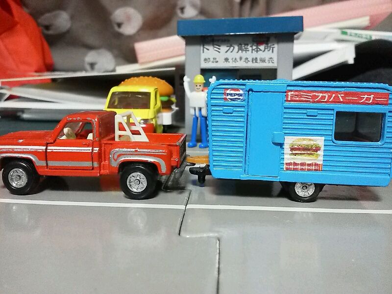 完成】NO.65 フランスベッドキャンピングカー : トミカ解体所 完成】NO.65 フランスベッドキャンピングカー : トミカ解体所