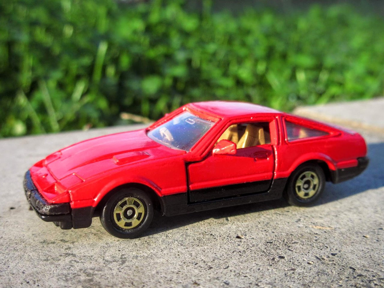 完成】NISSAN FAIRLADY 300ZX 赤黒ツートン小田急仕様