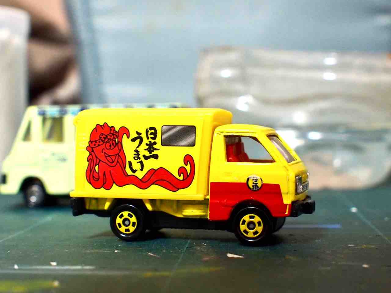 トミカ どこでもできたて販売中！移動販売車セット : トミカ解体所