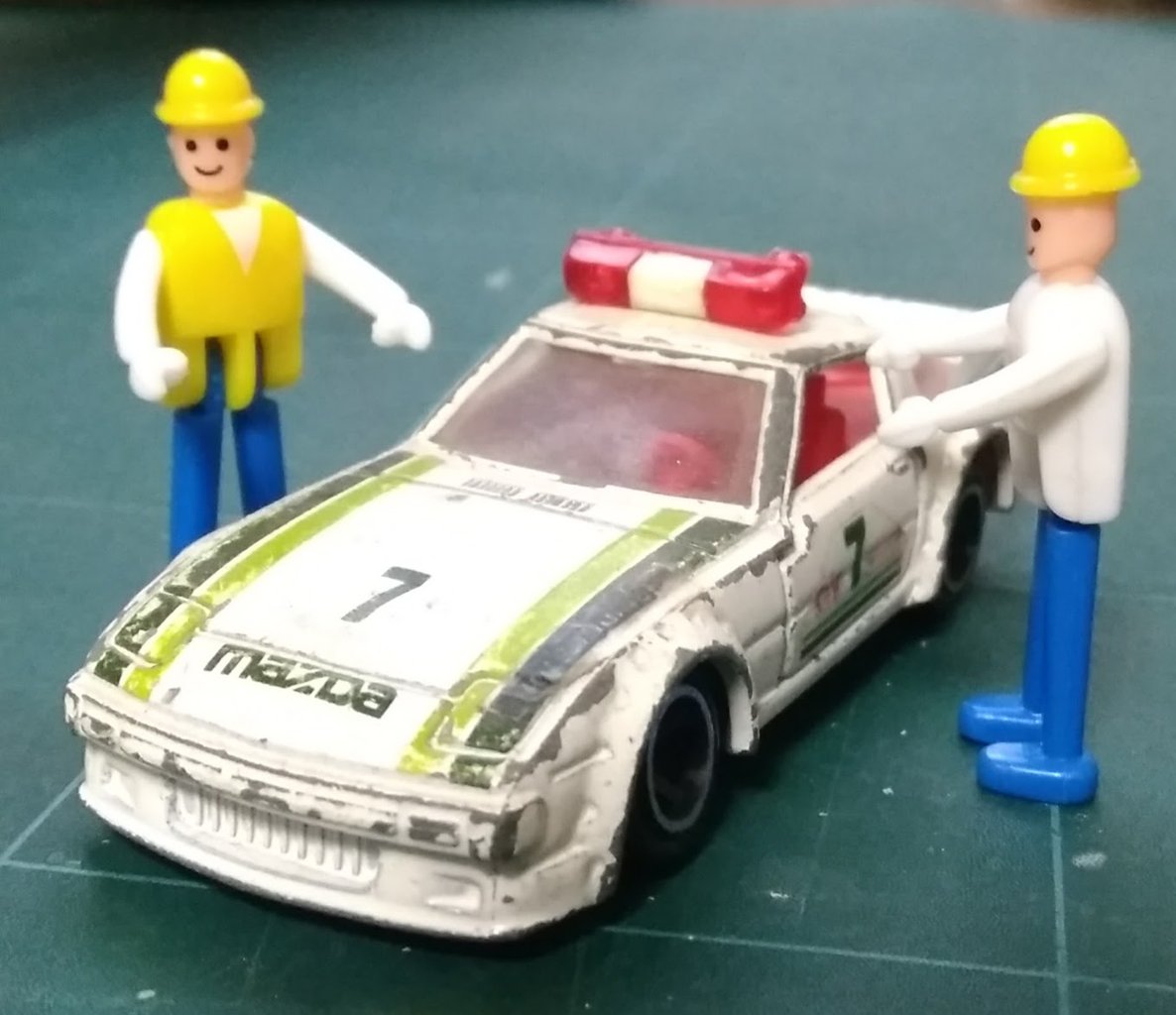 pimp my tomica! トミカ改造大作戦 RX-7 #2 : トミカ解体所