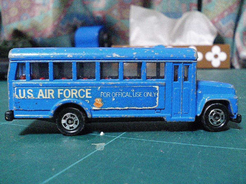 ☆トミカ F5-1-4 カーペンター・スクールバス(トミカ アーミー