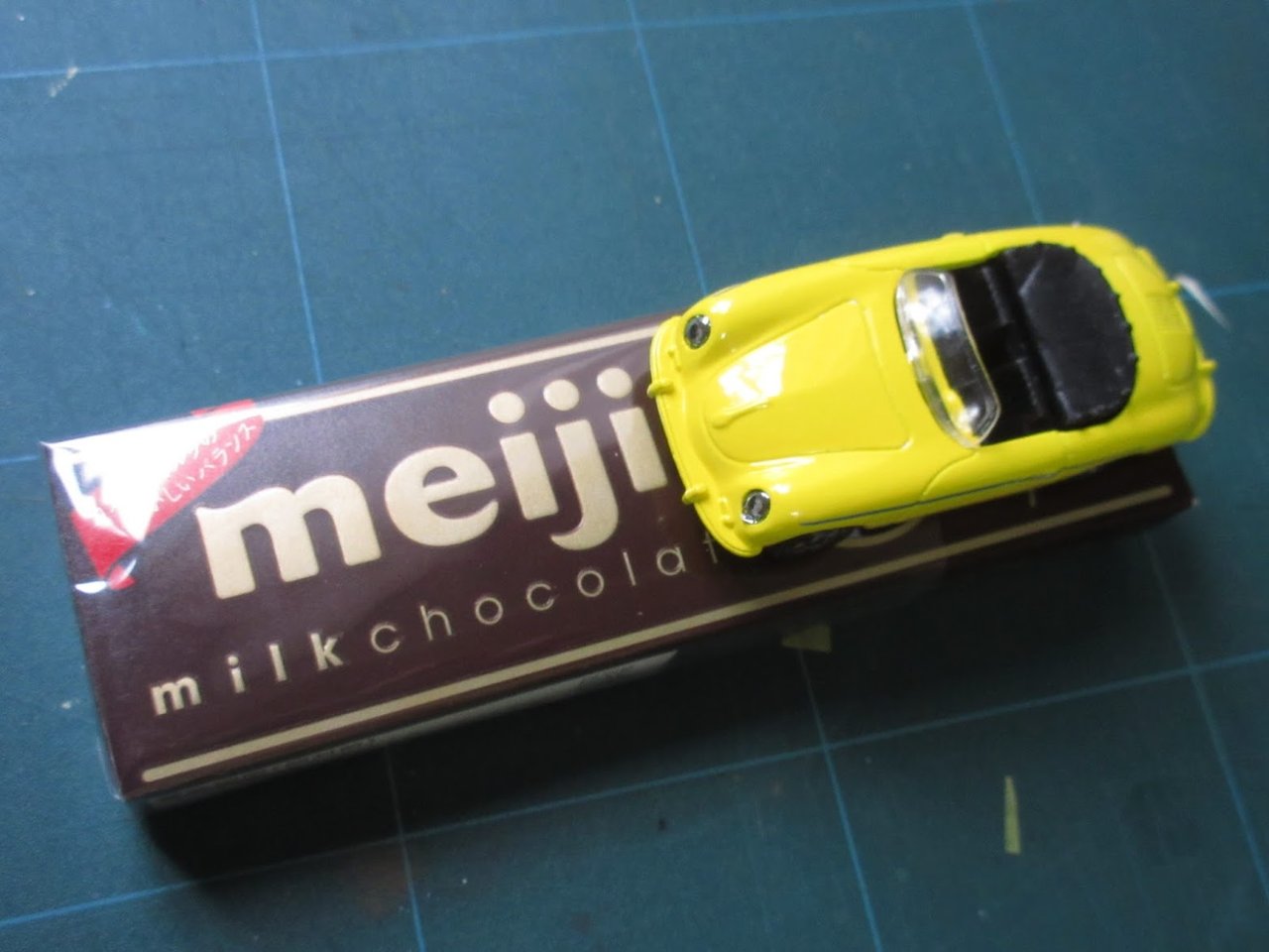 完成】明治ラブクラクション ポルシェ356スピードスター : トミカ解体所