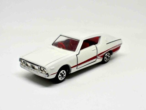 完成】ダイヤペットチェリカSKYLINE 2000GT : トミカ解体所