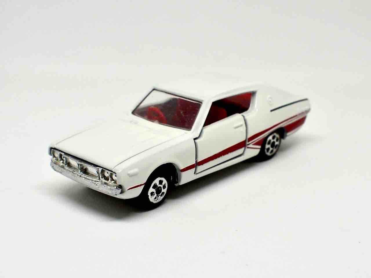 完成】ダイヤペットチェリカSKYLINE 2000GT : トミカ解体所