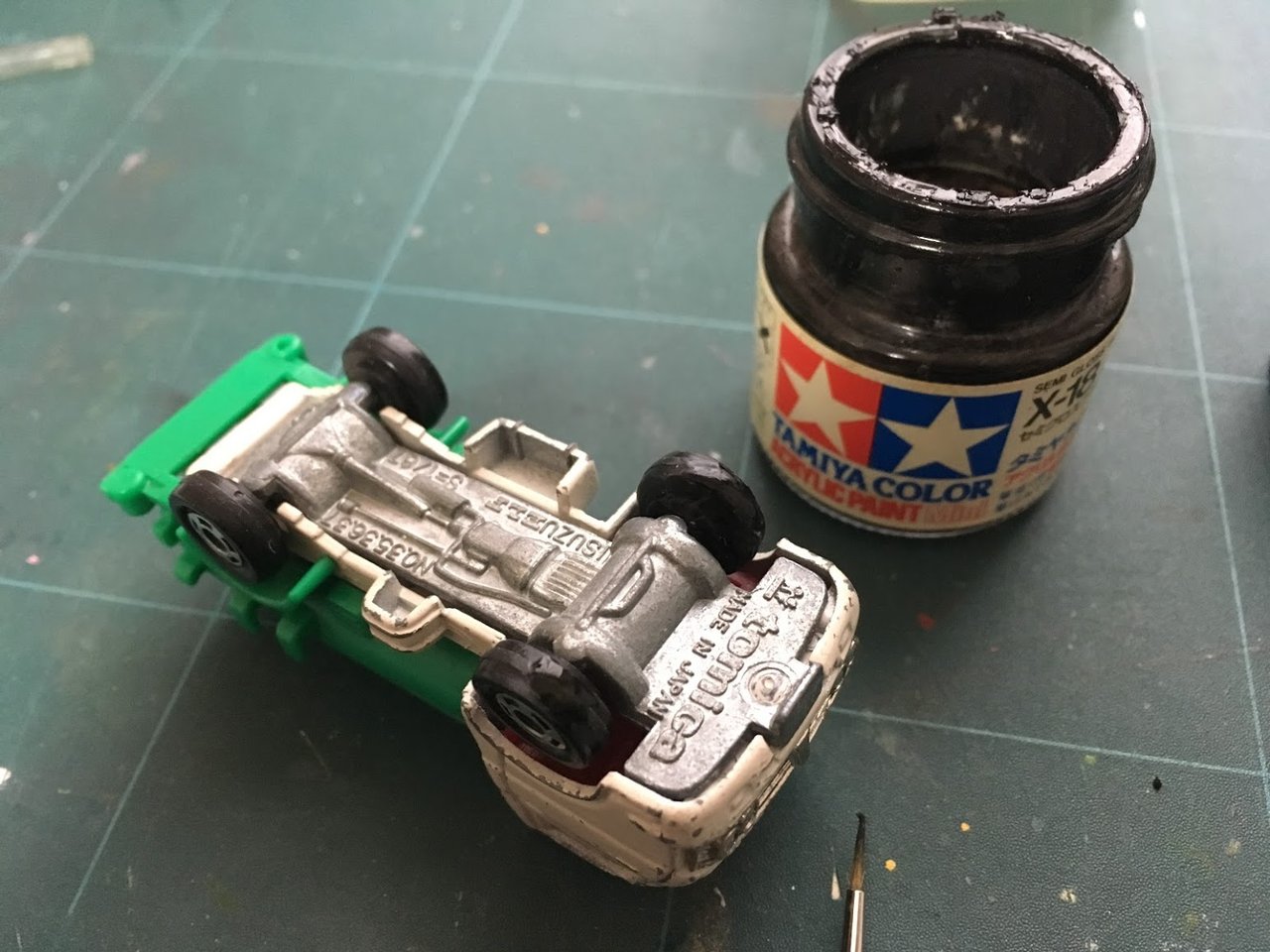 トミカ いすゞ エルフ バキュームカー 白 緑 No.37 黒箱 完成】NO.37