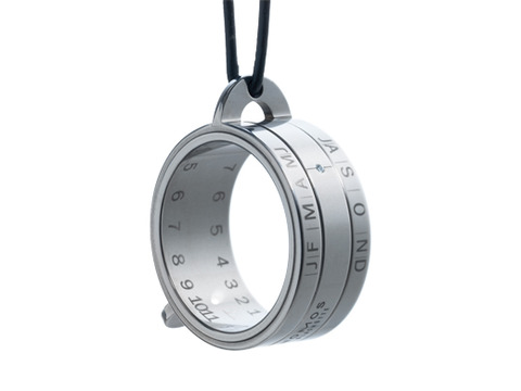 nomos_sundial