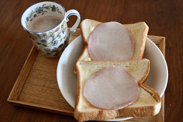 FAFC0242-D493-4575-A16C-76E114976118_1_201_a