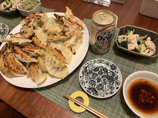 981B32E3-C49A-46AA-8CEC-8C77FDBD30C6_1_201_a