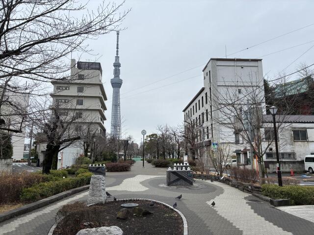 60AD6897-06ED-473F-82FF-02990A8FFE7D