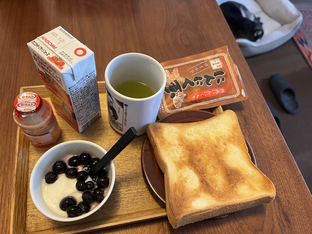春間近のささみ椎茸卵炒めとカレイの煮付け