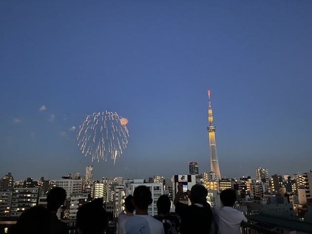 590DF3E0-5E2F-432A-ABE2-BA727E28E7C8_1_105_c