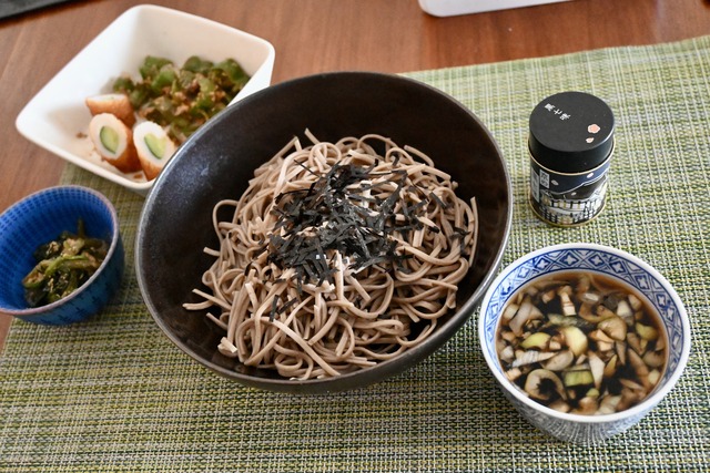 E566298F-0499-4999-9E2E-2CD9F9F6CE7A_1_201_a