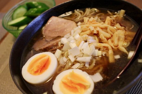 曇天の荻窪ラーメンとコートダジュールN°10