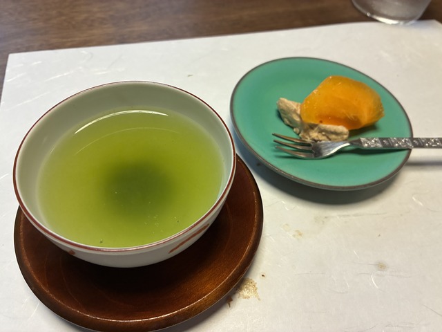 DB686BC3-C699-4ED1-B06C-B20D1563D28F_1_201_a