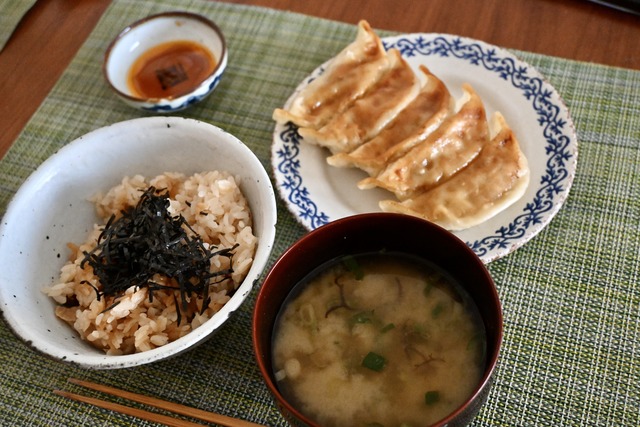 F8AA6D63-59FA-437C-9FD1-80E5397DA70F_1_201_a