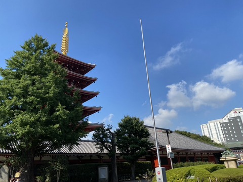 BF35FB65-06A6-4070-AA59-D218D1904544_1_105_c