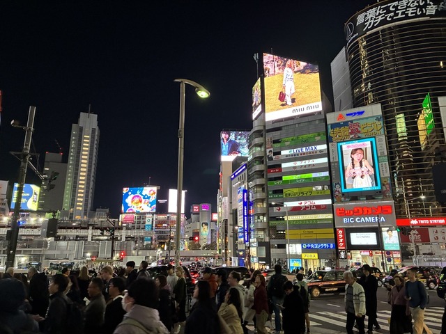 6C6675F8-B6D1-4814-9F28-B2E0D4AED135_1_105_c