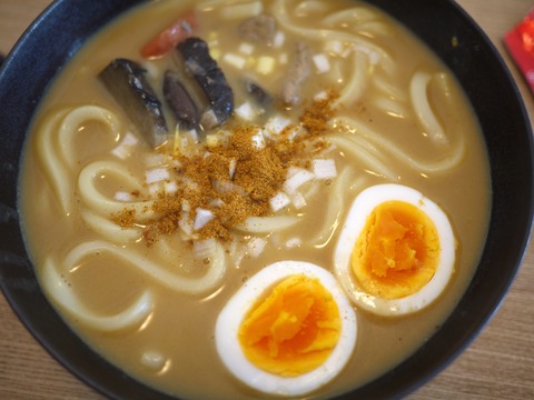 古奈屋のカレーうどんと驚速ジーラ