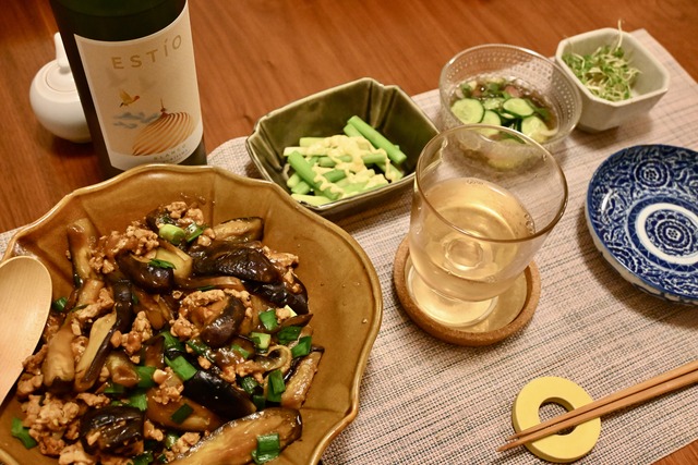 433B11B7-2C65-4A73-A37C-7E7F13BE4A80_1_201_a