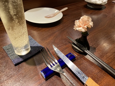 B5F1E652-BB30-4CDF-AB7B-1184A71254C3_1_105_c