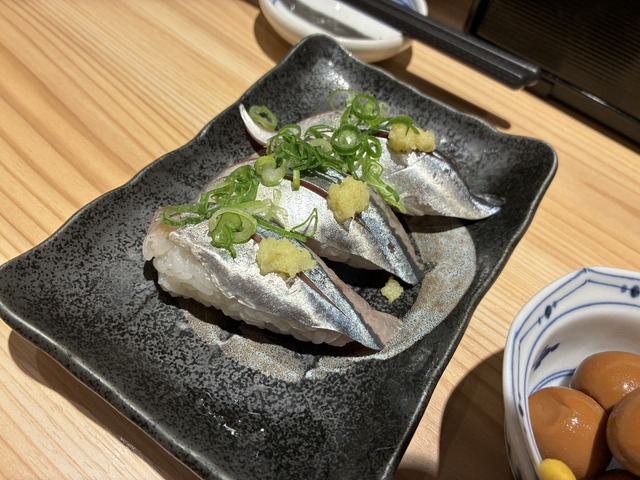 49AF6246-CD5C-4411-B94D-E2C5A7DF38B1_1_201_a