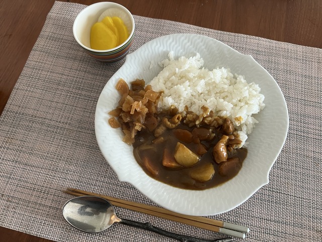 32AB16D8-DAC3-4FD5-B5A9-1333E642107F_1_201_a