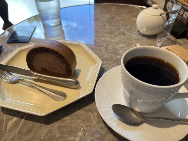 8F0AF585-573F-479D-919F-BBB28FCB7956_1_105_c