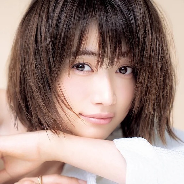 38B90DC6-CB14-4294-9FE5-7571562F4BDE