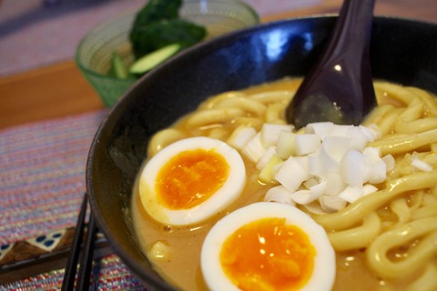 春爛漫　古奈屋のカレーうどんと三越西京焼き